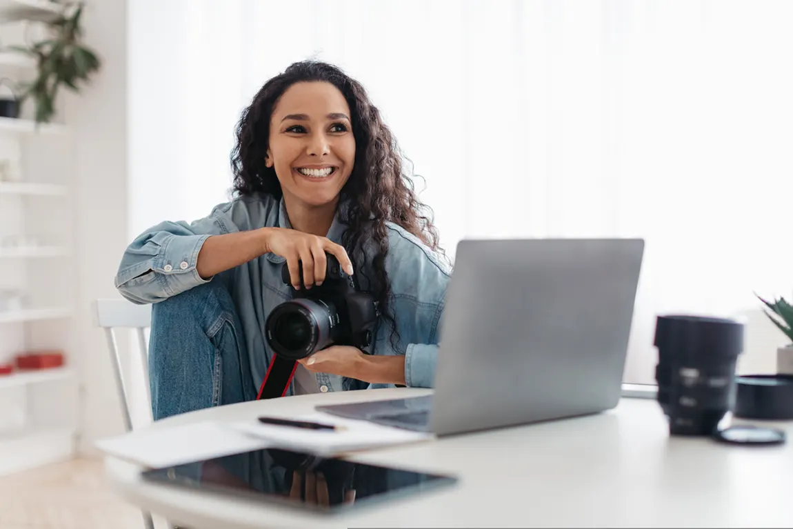 woman starting photography business