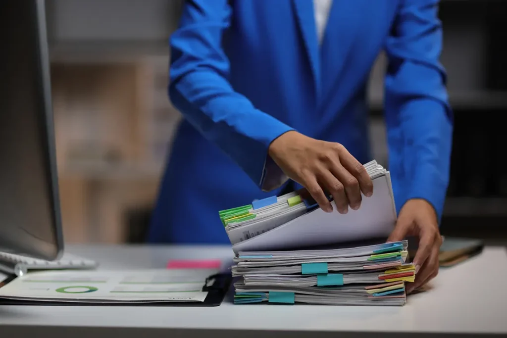 Organizing corporate documents for business registration and verification in Canada